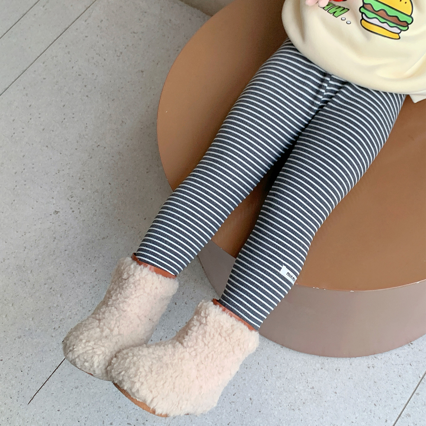 女童裤子2025新款儿童洋气条纹打底裤女宝宝秋冬款加绒加厚保暖裤