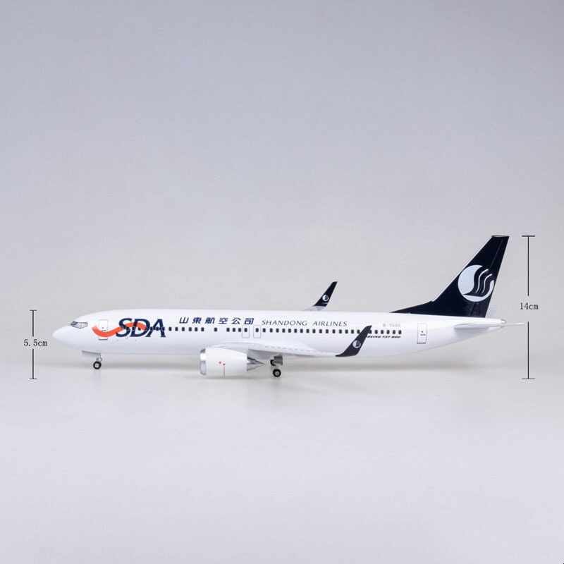 飞机模型波音B737-800山东航空仿真航模合金带轮带灯纪念品礼物