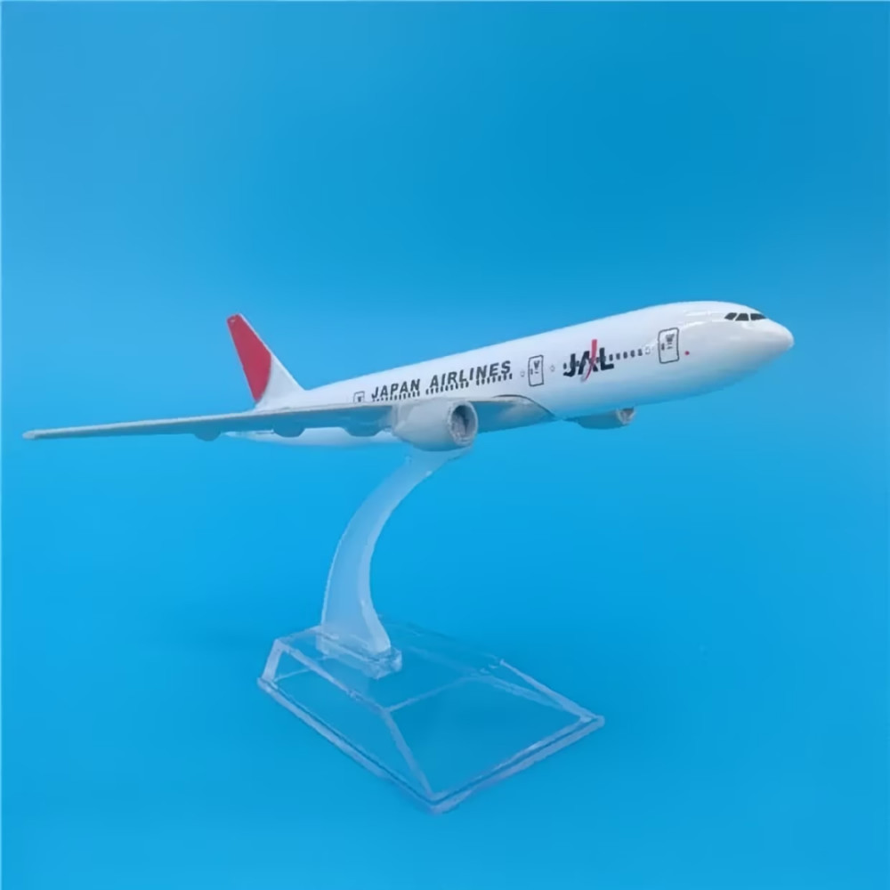 日本航空B777仿真飞机模型摆件16厘米合金航空礼品旅游纪念品收藏