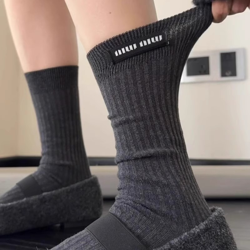 灰色布标袜子女春秋季