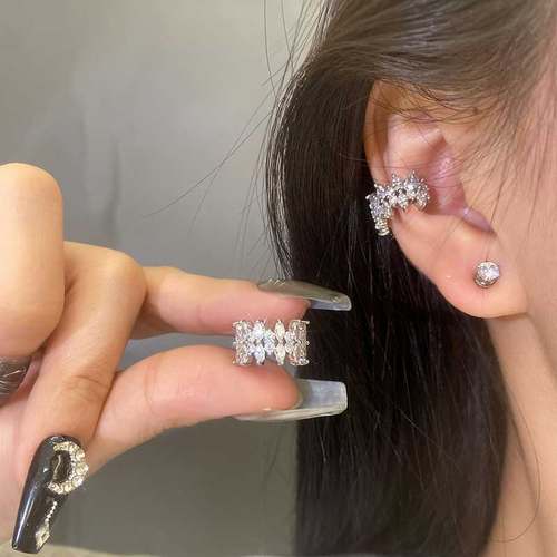 轻奢小众皇冠无耳洞耳骨夹