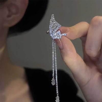 精致时尚蝴蝶流苏设计感耳骨夹女