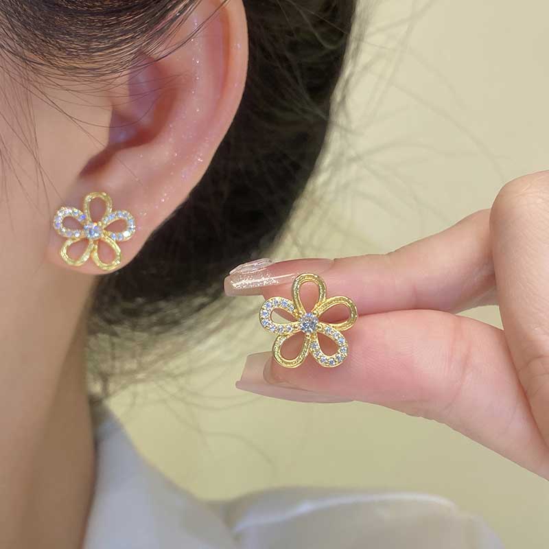 清新甜美风闪钻花朵耳钉