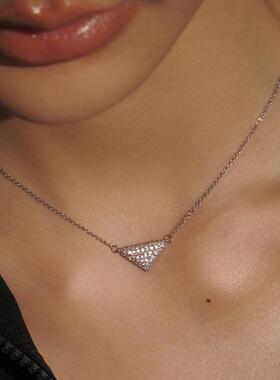 满钻三角仿锆石项链女款2025新款