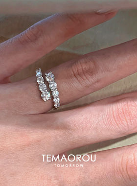 S925纯银爆闪交错平行线排钻戒指