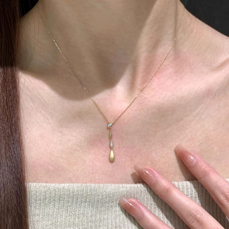 s925纯银悬浮水滴项链女细款拉丝