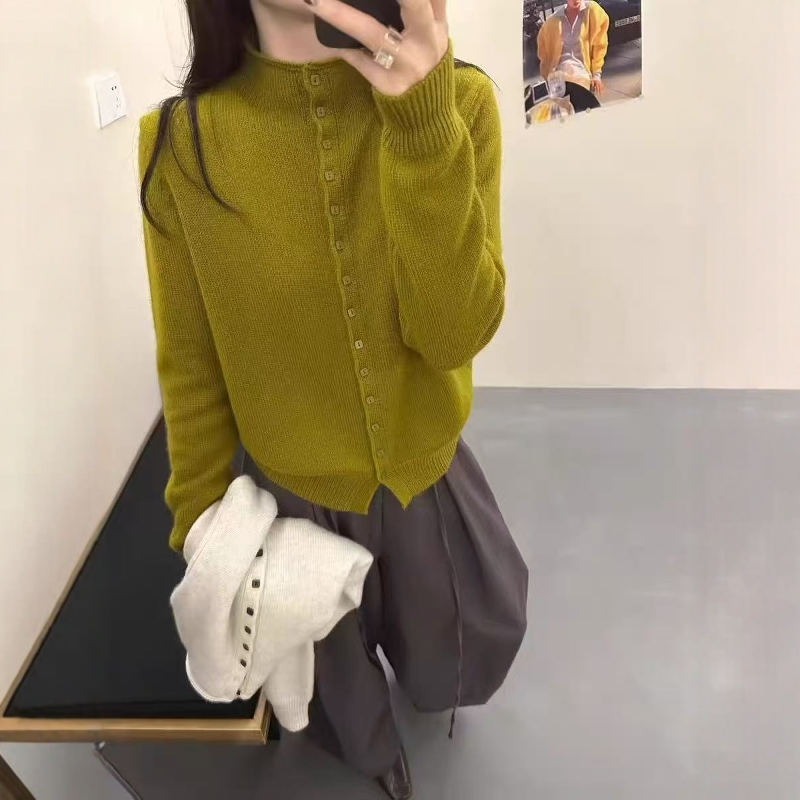 日系复古芥末绿色羊毛针织衫