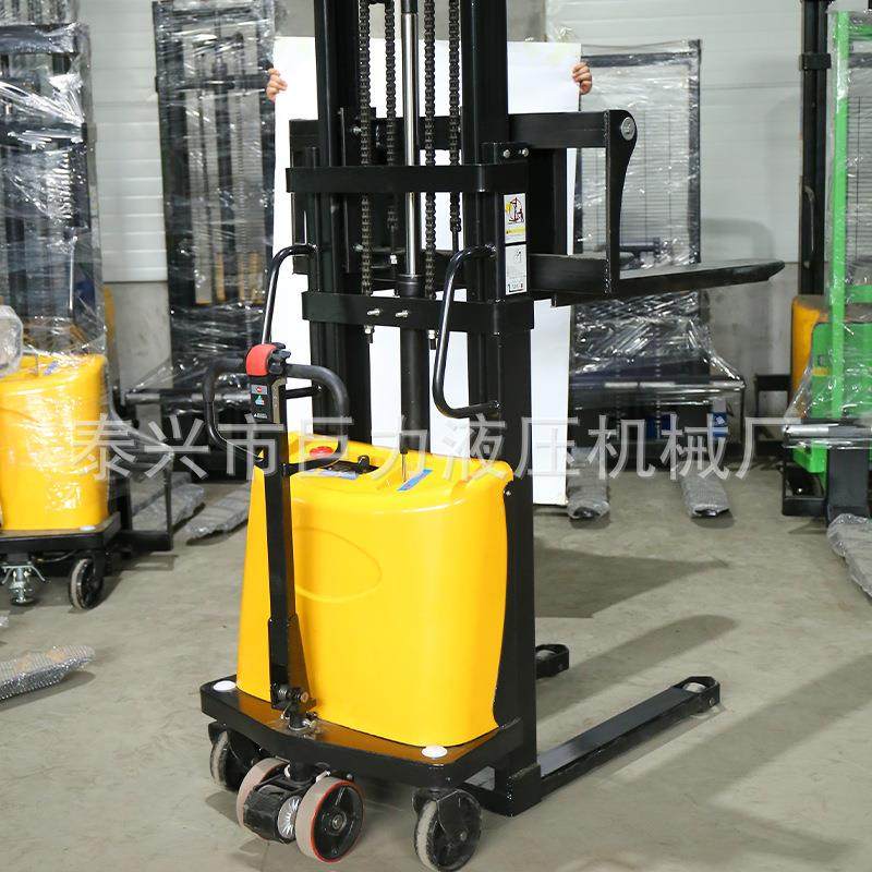 步行式全电动堆高车装卸升高电堆动行走输高车叉车厂家运供应