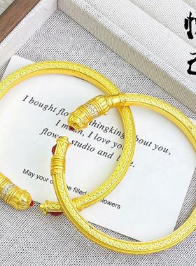 2026小红书爆款高保色古法沙金镶钻女王权杖手镯 中式宫廷风开口