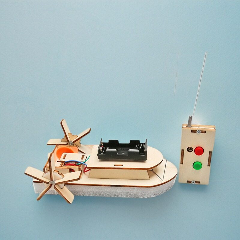 儿童科技小制作DIY遥控明轮船