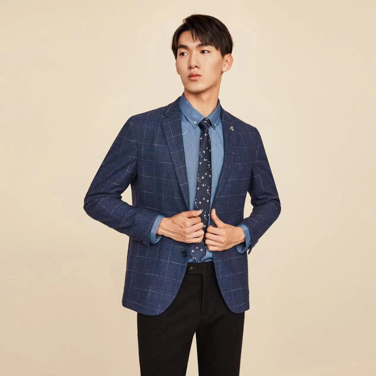 秋季时尚平驳领格纹男士休闲西服弹力亲肤绅士挺括西装外套男单