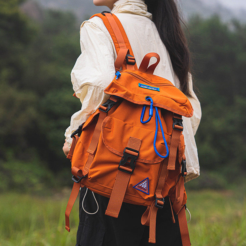 登山包女徒步户外轻便大容量旅行背包运动休闲小众设计学生双肩包