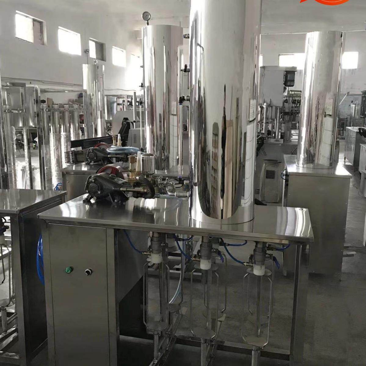 桔子果汁机老橙汽水加LPP气混合碳酸带含气产饮料灌装机械设备生