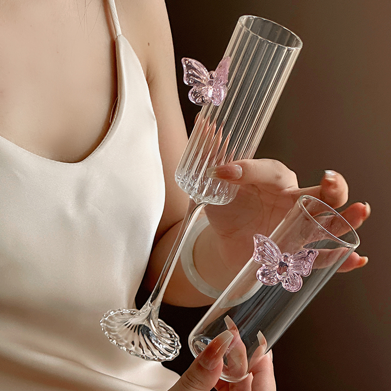 泽滕家蝴蝶浮雕高脚玻璃杯
