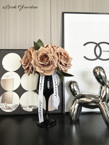 现代轻奢设计师仿真花艺摆件假花客厅装饰餐桌干花玫瑰摆酒杯花瓶