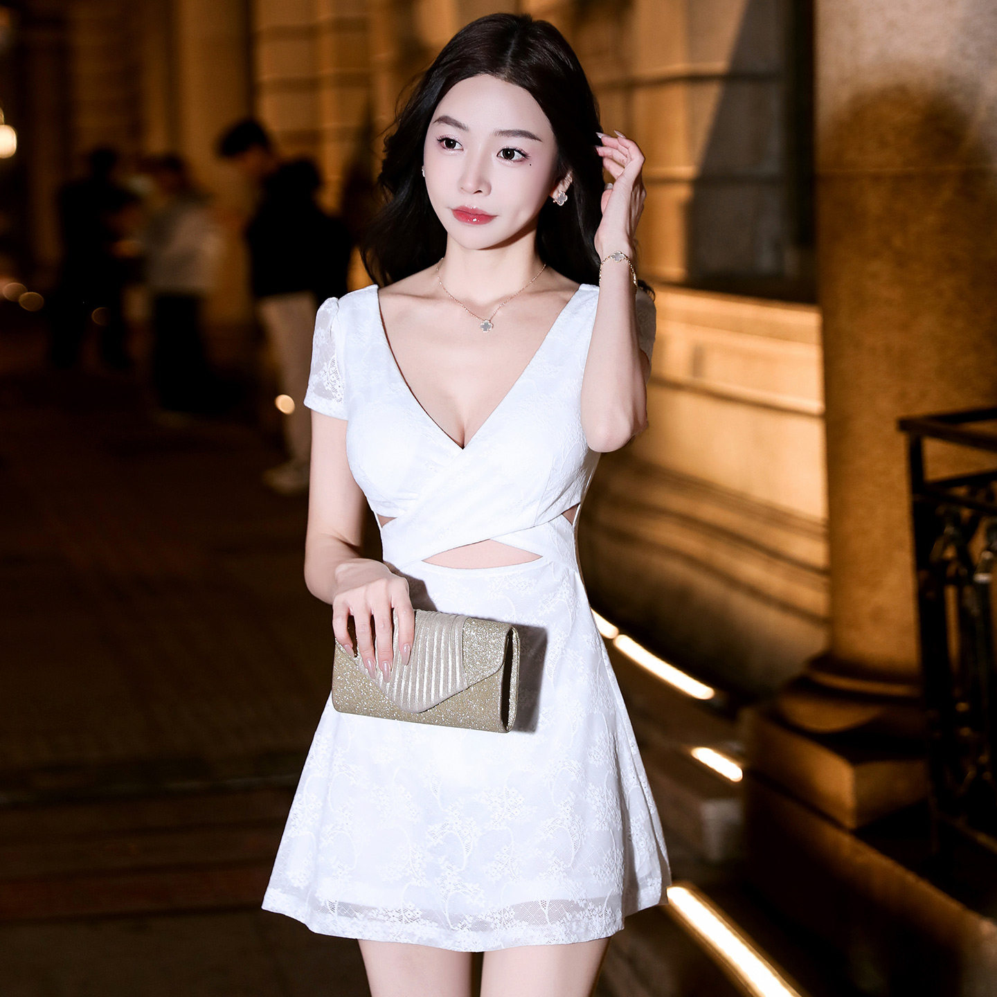 夜总店性感深V领蕾丝连衣裙女镂空显瘦气质短裙柔式spa技师工作服