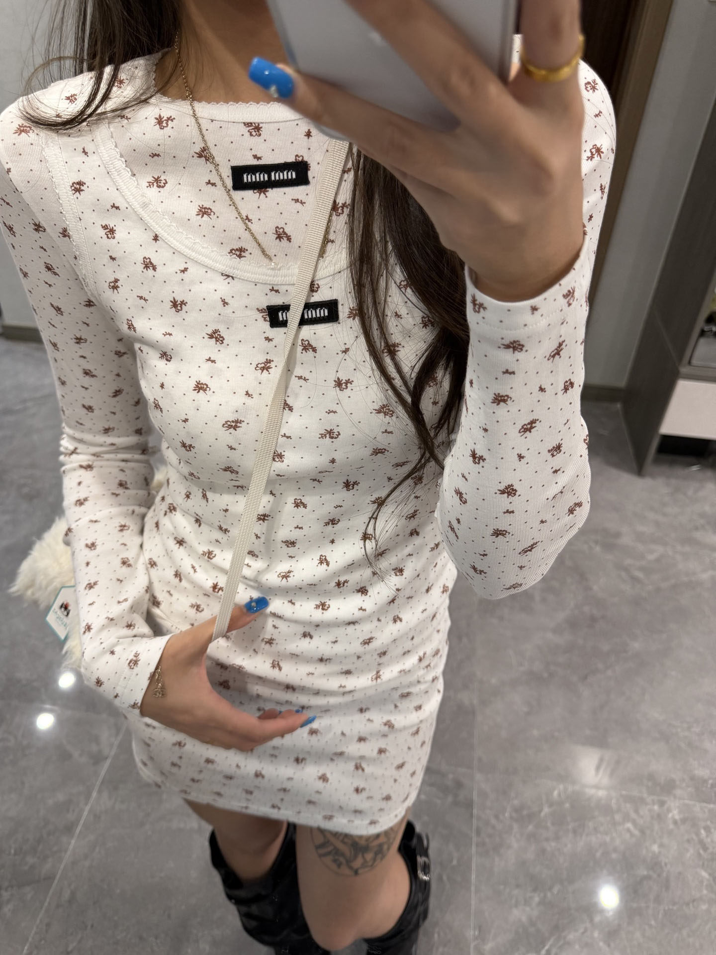 2026Ss春季新款女装时尚甜美碎花修身显瘦百搭圆领长袖打底连衣裙