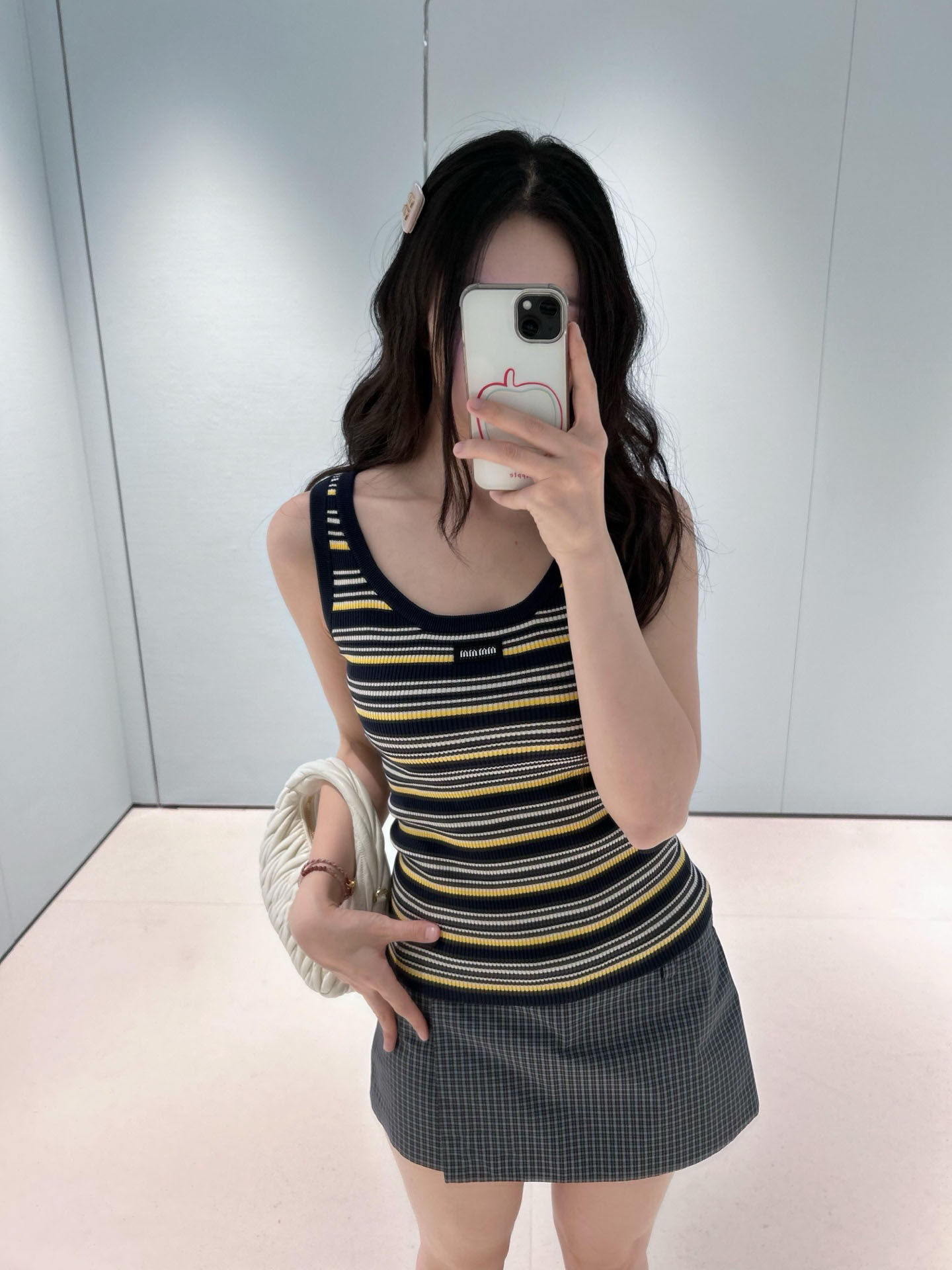 26Ss春夏新款女装 时髦复古学院风微标撞色条纹弹力紧身针织背心