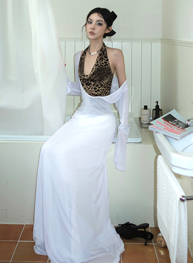 Common in 0120低领长袖针织罩裙连衣裙辣妹微透视叠穿白色长裙女