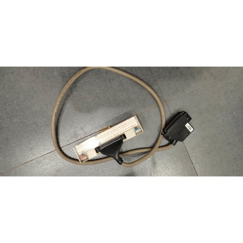 *C37HD-10PB-1/05PB/15PX/C40HF-20PB/07PB SAMWON三元 PLC连接线