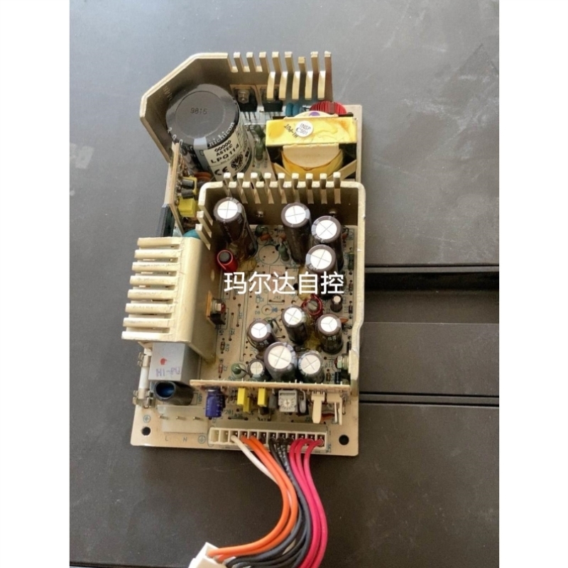 询价雅达 LPQ114 ASTEC 工控电源就只有一个 图片成议价