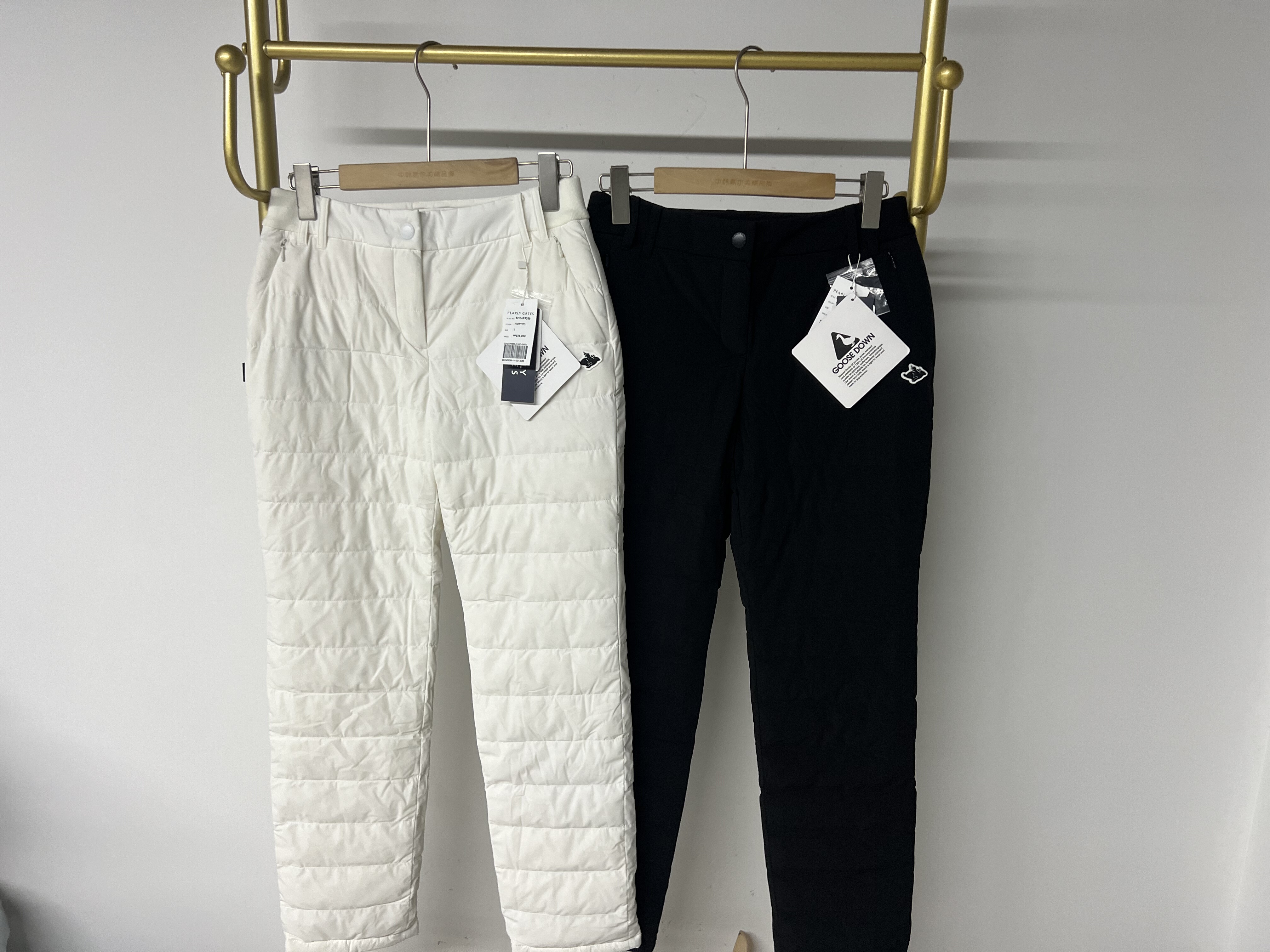 24206韩国代购高尔夫球服裤子 冬季女士系扣字标羽绒运动直筒长裤