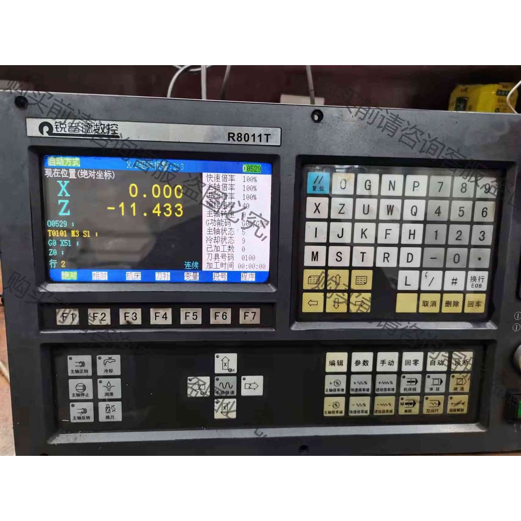 功能正常议价 拆机一台锐普德数控系统，型号是8011的，成色如图