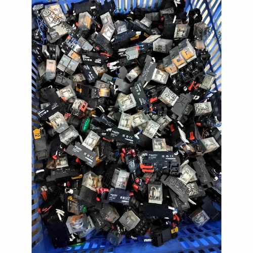 功能正常议价 施耐de继电器，RXM2LB2BD，RXZE1M2C，