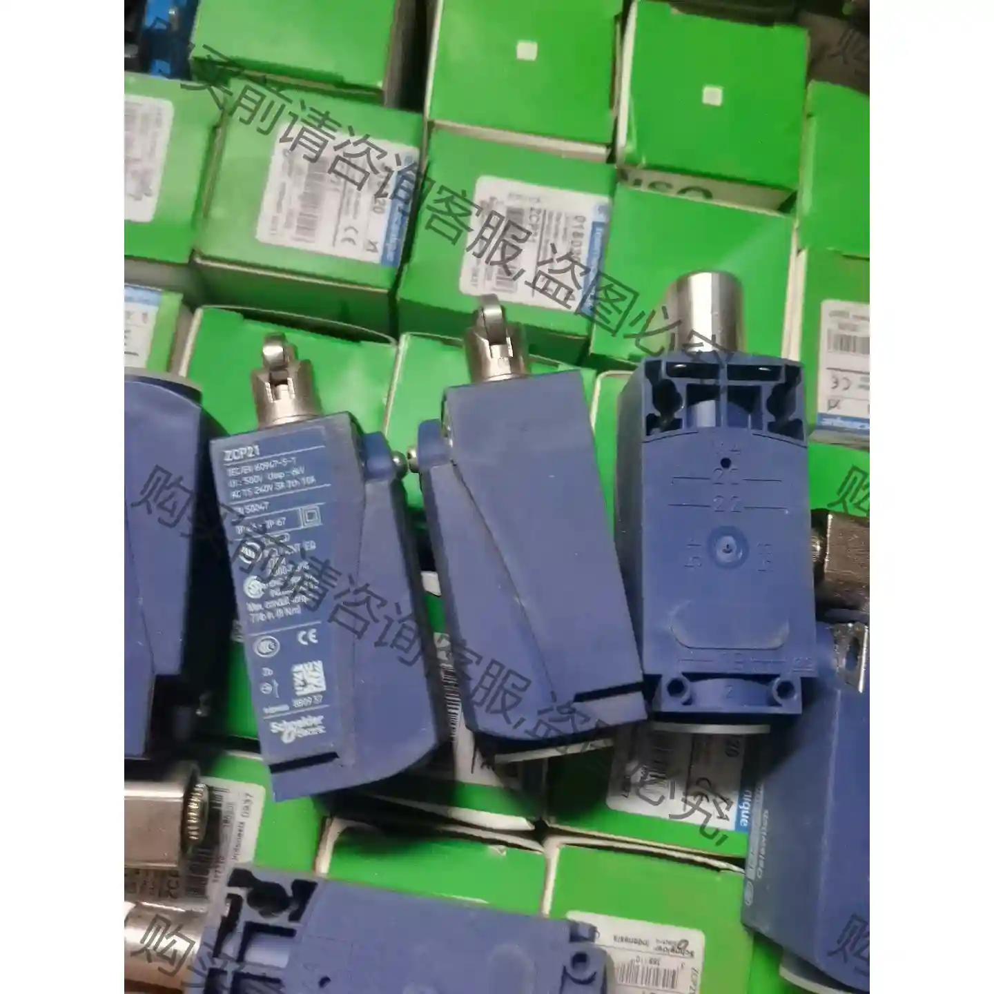 全新原装进口施耐de 行程开关 限位开关： ZCD21 先议价 拆机货包