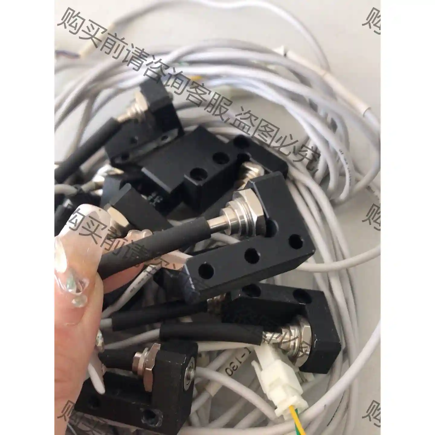 CSM105CA-L 位移传感器 日本原装正品（CKD箱6号 先议价 拆机货包