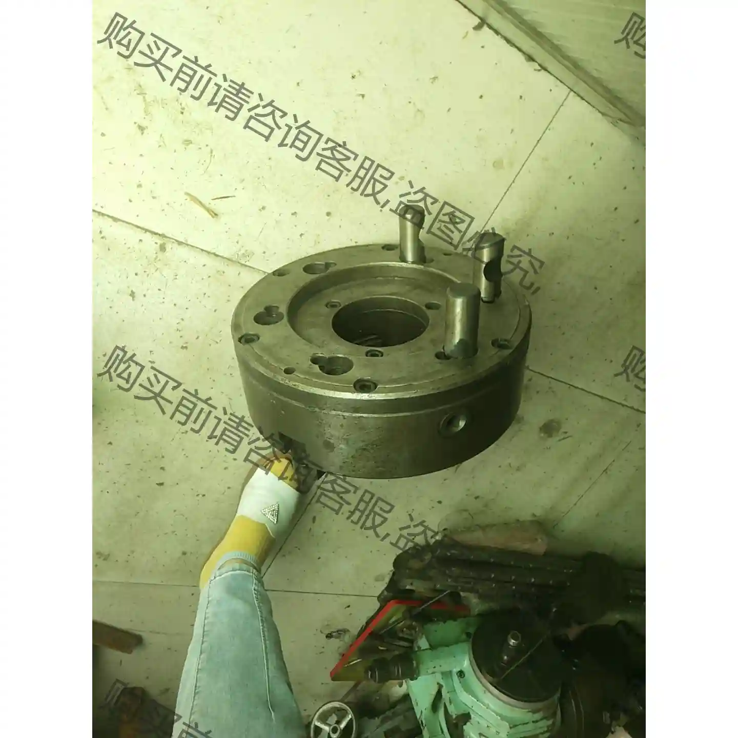 320D11三爪卡盘，九成新，安装几乎未用，1千包邮 先议价 拆机货