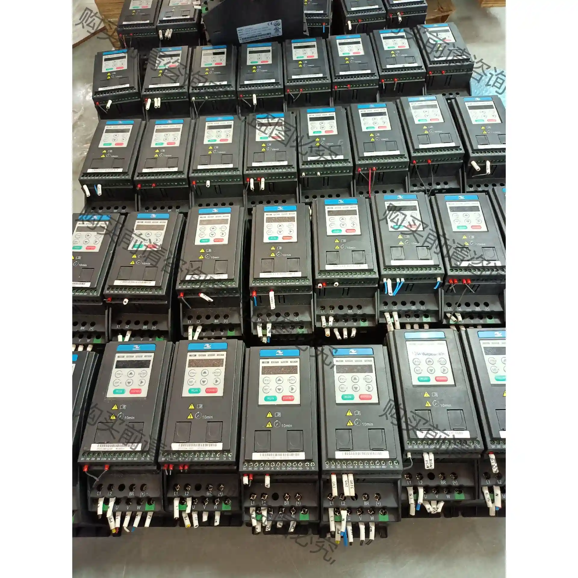 拆机汇川400W变频器 0.4kw汇川变频器 MD200S0 先议价 拆机货包好