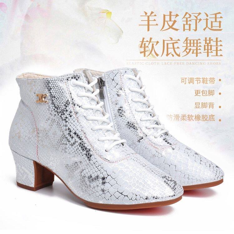 白色蛇纹软底中跟广场舞鞋女款