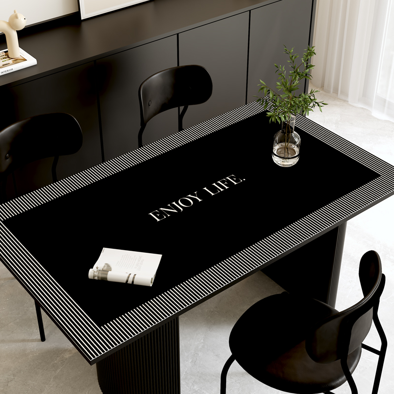 轻奢高级感餐桌防烫耐高温桌子保护垫可裁剪黑色简约防水防油垫子