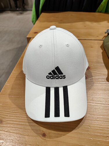 阿迪达斯男女休闲帽三条纹logo时尚简约棒球运动帽FQ5411