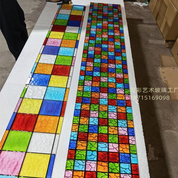 厂家定制钢化彩绘艺术双面效果蒂凡尼教堂彩色玻璃门窗