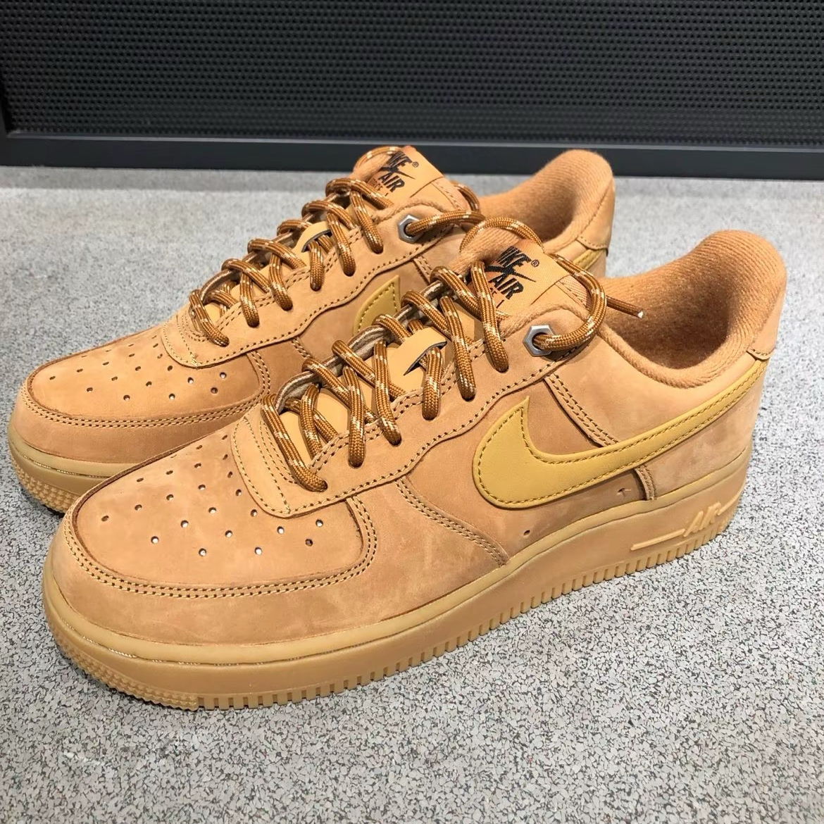 Nike Air Force 1 07 LV8 Workboot 磨砂皮革牛皮 经典CJ9179-200
