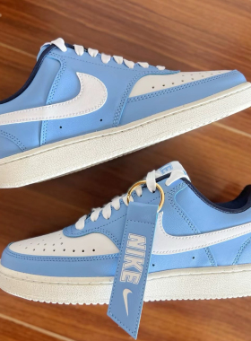 Nike Court Vision Low 1女子低帮休闲板鞋FJ2767-400