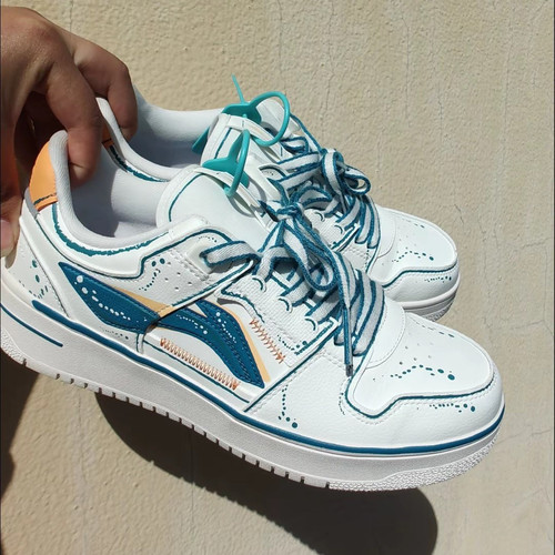 李宁天迹板鞋男鞋百搭小白鞋休闲运动男子透气防滑轻便涂鸦二次元