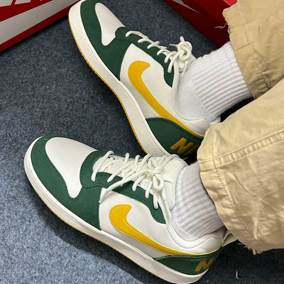 Nike Court Borough Low Prem 百搭 防滑耐磨低帮 板鞋844881-100