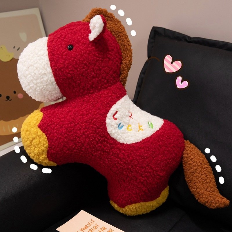 2026新款2026年马年吉祥物生肖国风小马抱枕沙发靠枕装饰摆件年会,居家布艺,抱枕被,淘宝优惠券,粉丝福利购,淘宝优惠卷