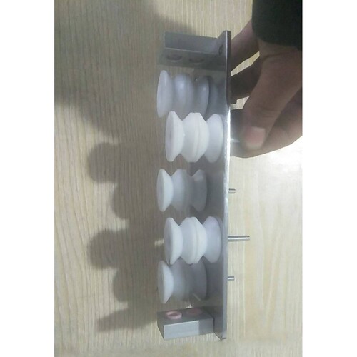 新款剥线机校直器电线电缆调直矫正手动拉直器铜铝铁丝导线轮口罩