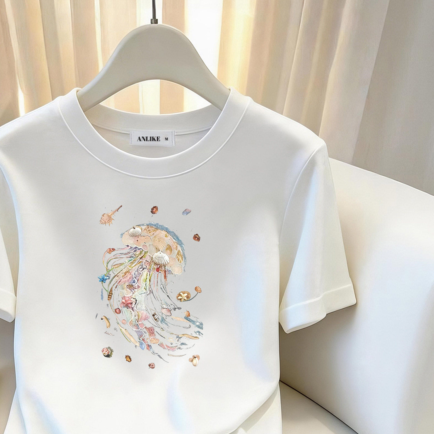 2026夏季新款白色印花短袖T恤女圆领宽松显瘦极简打底衫潮流上衣