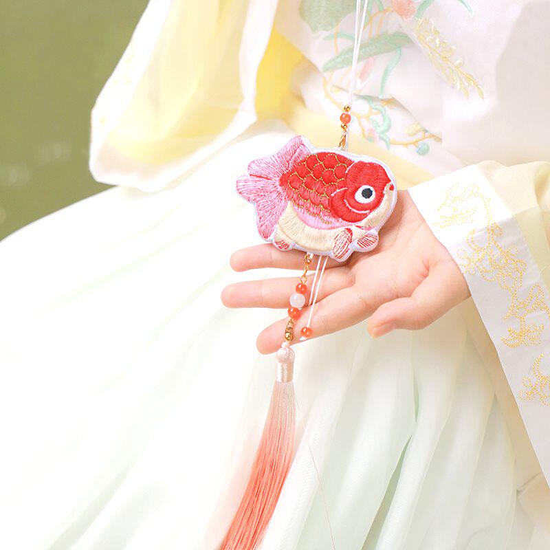 DRAGON BOAT FESTIVAL SACHET EMPTY BAG EMBROIDERED HALTERNECK SACHET ANTIQUE STYLE PORTABLE BUTTERFLY HORSE FACE SKIRT HANFU HIGH-END FINISHED PURSE