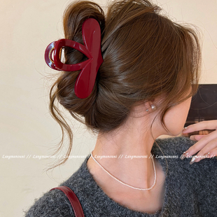 简约爱心抓夹女气质高级感鲨鱼夹冬日2025新款发夹后脑勺夹子头饰