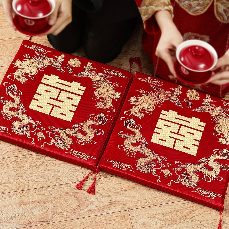 结婚跪垫一对跪拜敬茶改口坐垫红色婚庆婚礼新娘喜字福垫套装用品