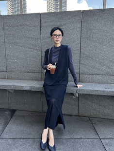 新款进口纱线宽松亚麻针织叠穿V领无袖马甲背心+亚麻中长裙套装