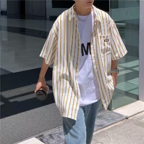 New summer Pinstripe short sleeve shirt men's Hong Kong Style loose shirt fashionable and handsome half sleeve