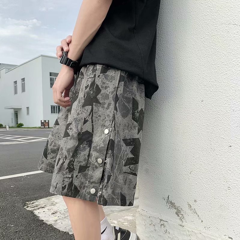 Harajuku fenggao Street retro men's fashion summer thin breasted camouflage casual Capris