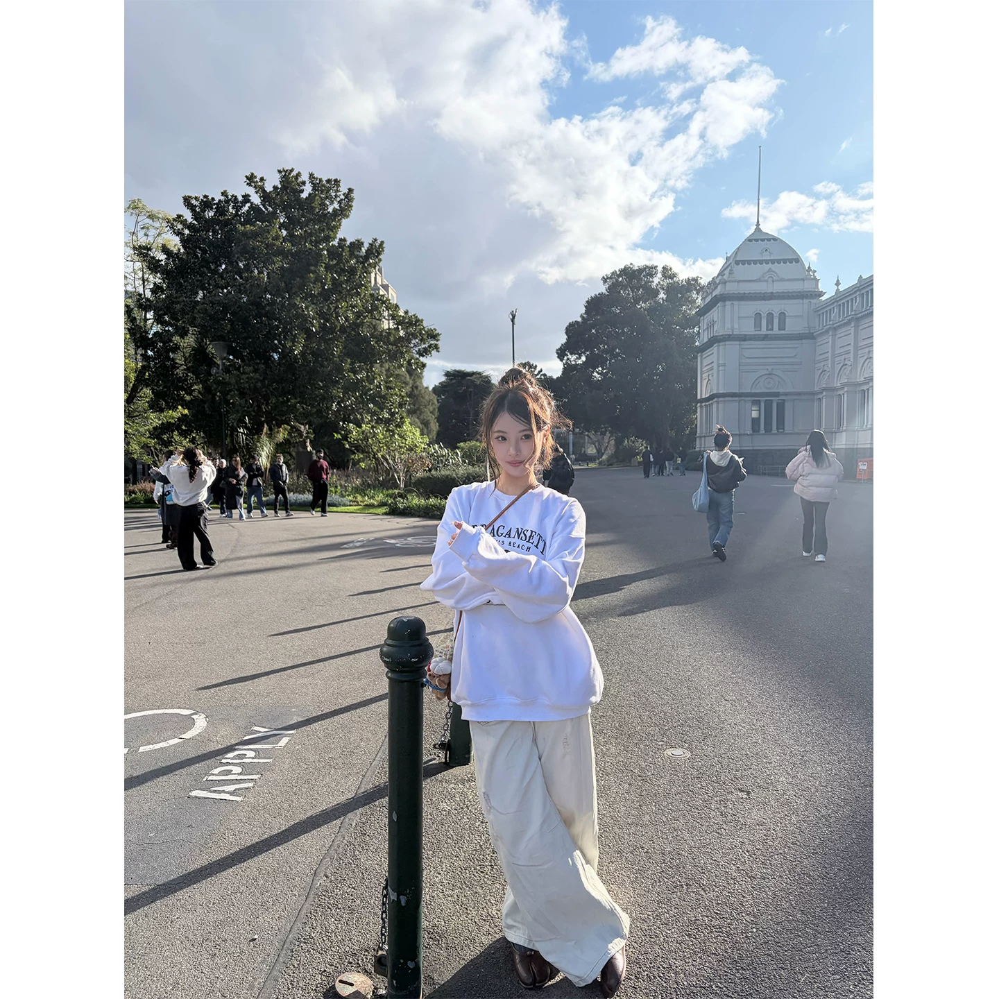 美式松弛伽感刺绣白色长袖上衣